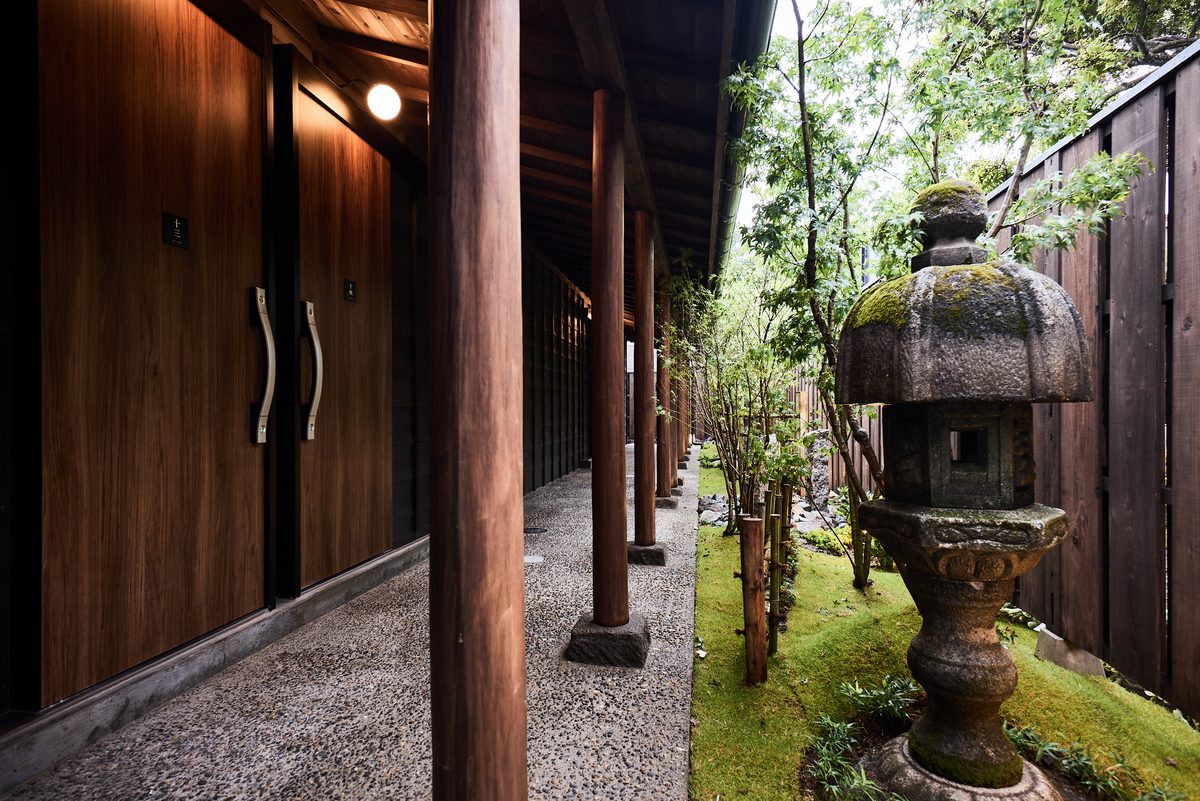 A stone lantern in the courtyard and the veranda